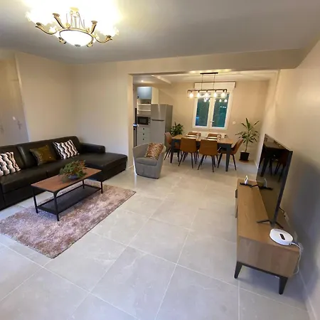 Spacious Home Near Disneyland Chanteloup-en-Brie Exterior foto