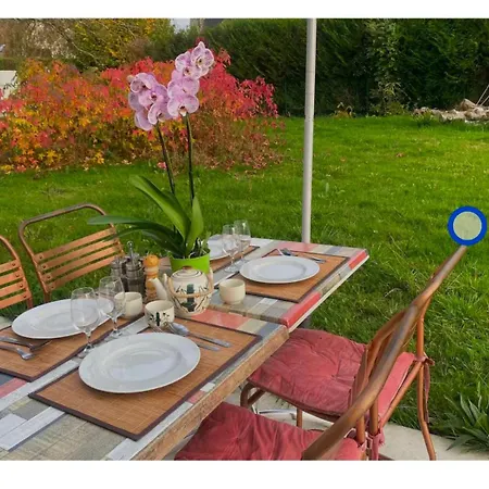 Spacious Home Near Disneyland Chanteloup-en-Brie Exterior foto