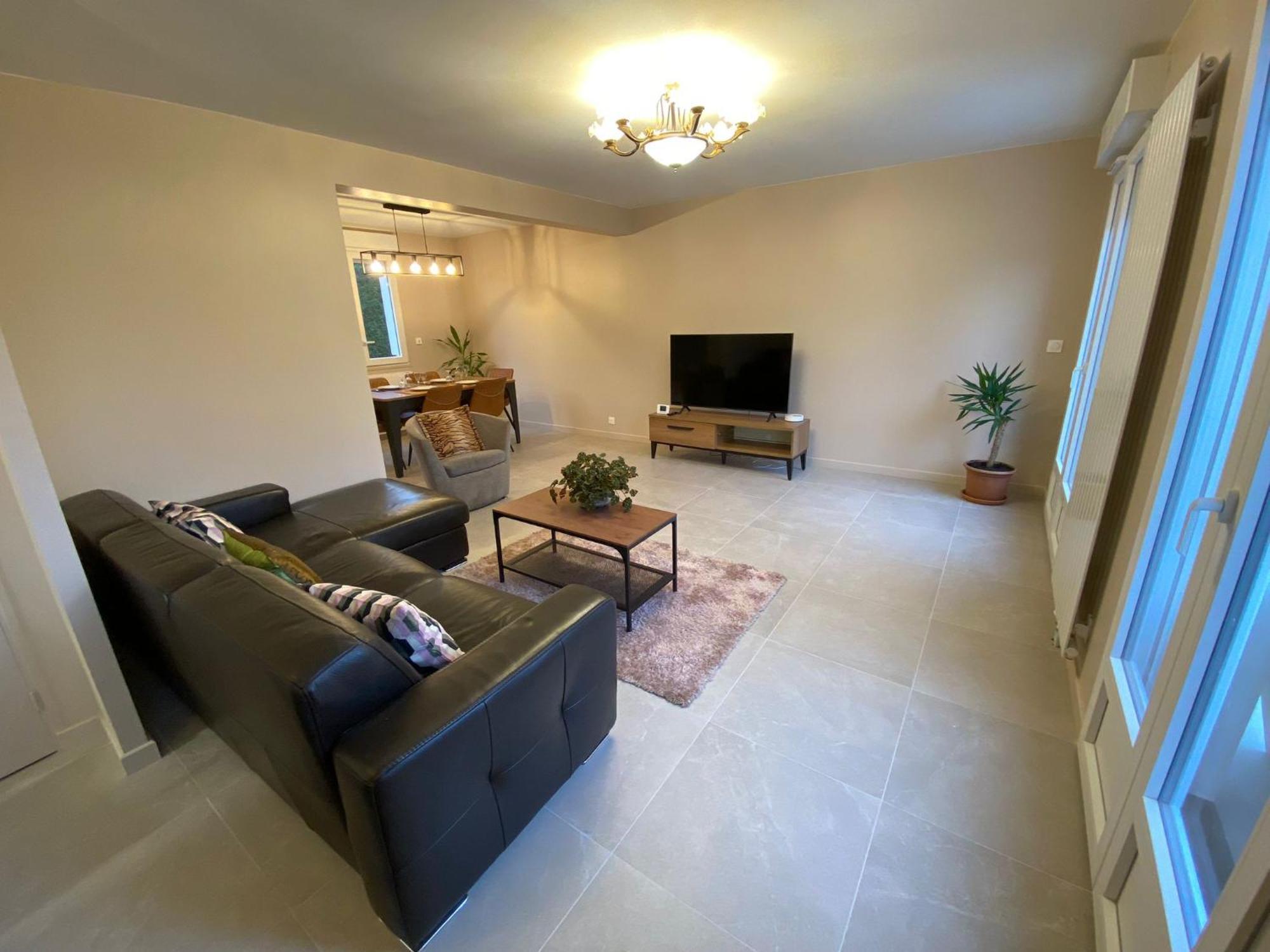 Spacious Near Disneyland Chanteloup-en-Brie