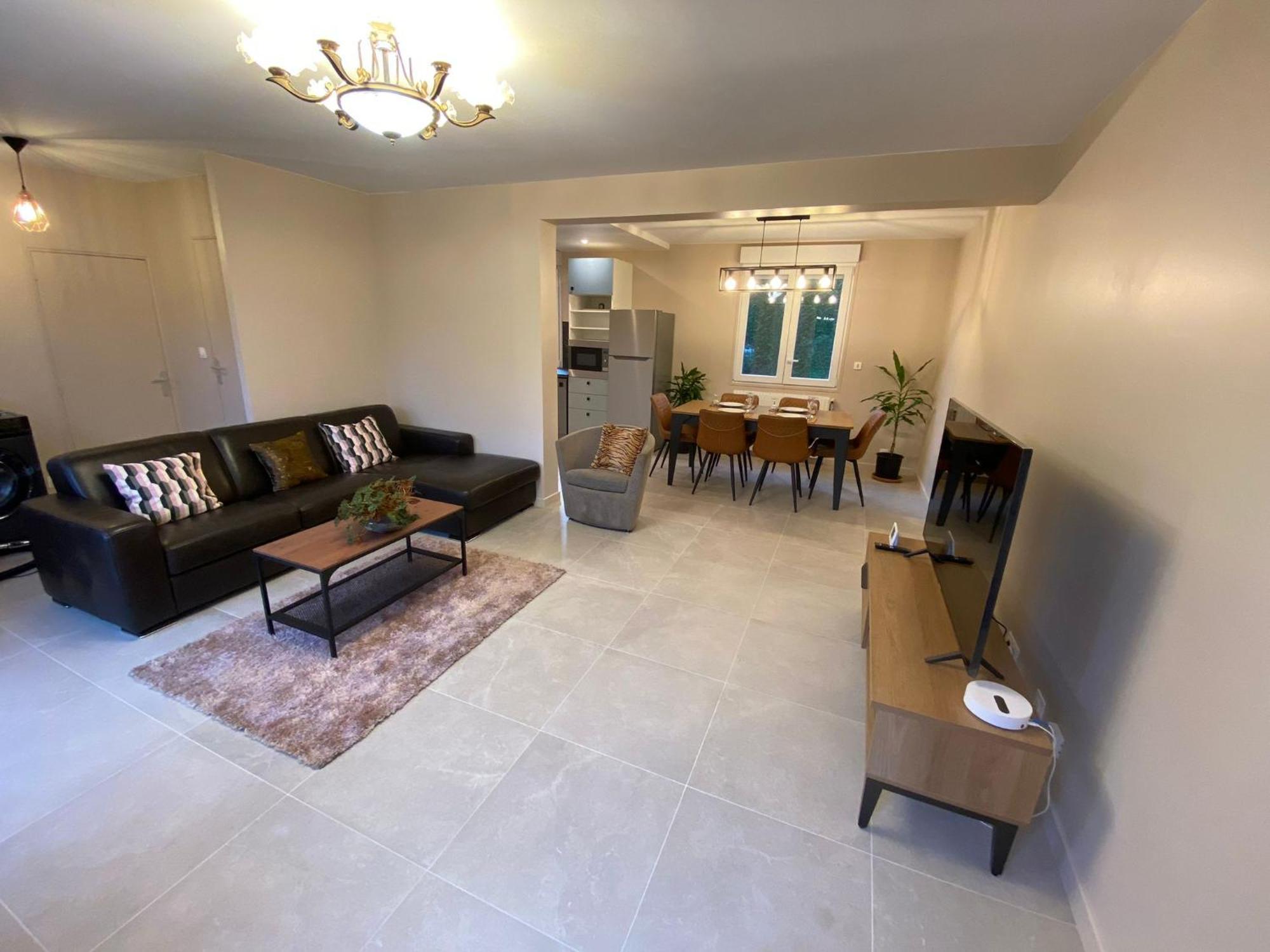 Ferienhaus Spacious Near Disneyland *